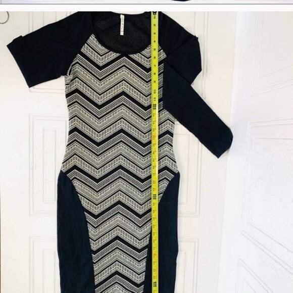 WILLOW AND CLAY BODYCON BLACK& WHITE STRETCH DRESS WOMEN SIZE MEDIUM - Picture 4 of 10